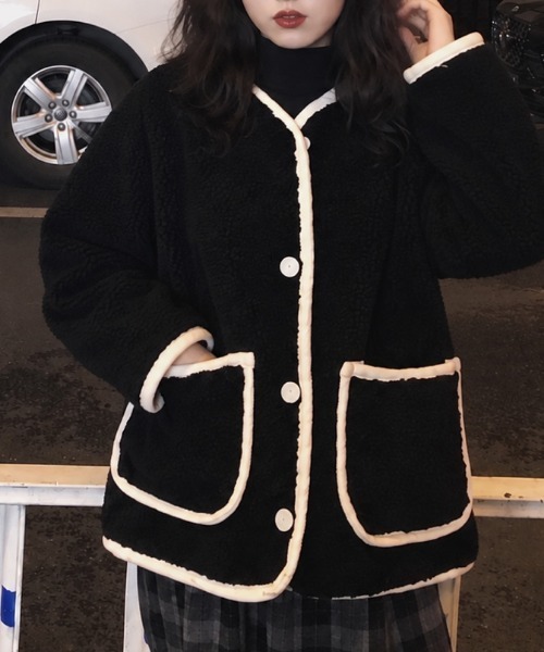 NANEA（ナネア）の「ムートン風ボアショートコート（その他アウター・レディース・ベージュ/ブラック/アイボリー・LARGE/X-LARGE）」の3枚目の写真