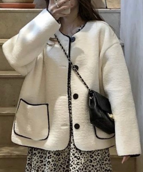 NANEA（ナネア）の「ムートン風ボアショートコート（その他アウター・レディース・ベージュ/ブラック/アイボリー・LARGE/X-LARGE）」の12枚目の写真