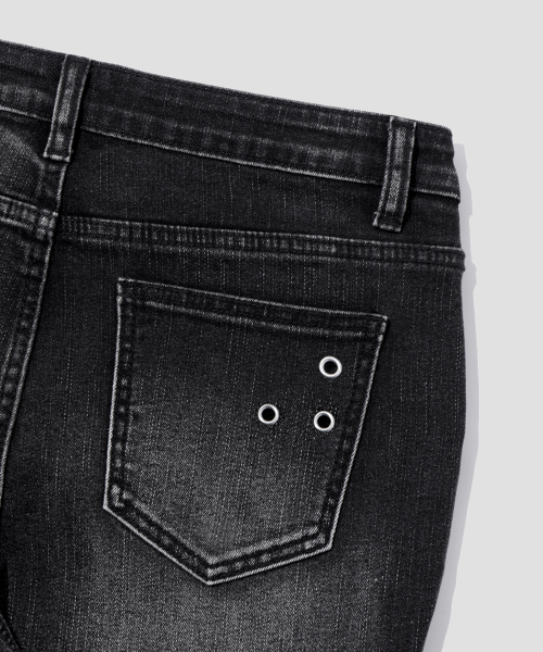 Verdnt（バーダント）の「インシジョン アイレットフレアデニムパンツ [ウォッシュドブラック]（デニムパンツ・レディース・その他・SMALL/MEDIUM）」の8枚目の写真