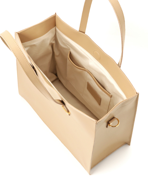 UNITED TOKYO（ユナイテッドトウキョウ）の「レザーミニトートバッグ（トートバッグ・レディース・ブラック/ベージュ/ネイビー/バーガンディー・FREE/1）」の17枚目の写真