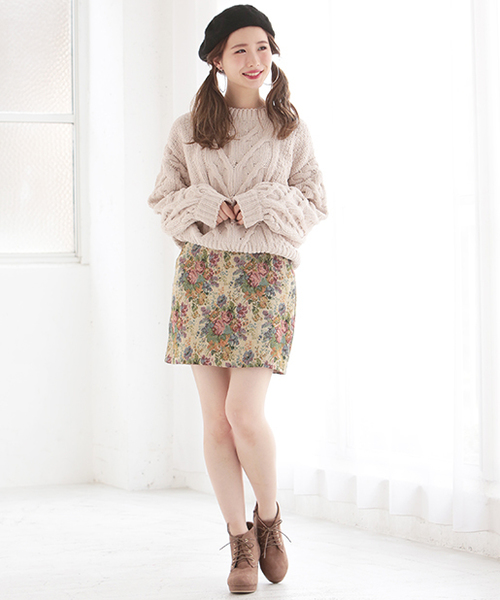 one after another NICE CLAUP(ワンアフターアナザーナイスクラップ)の「モールヤーンケーブルニット(ニット/セーター・レディース・ライトベージュ/ネイビー/マスタード/ピンク・FREE)」の11枚目の写真