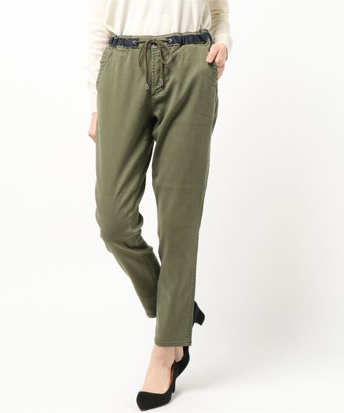 Moname（モナーム）の「イージーテーパードパンツ - EASY TAPARED PANTS（チノパンツ・レディース・オフホワイト/ネイビー/ベージュ/アイボリー/カーキ・S/SS/M/XS）」の4枚目の写真