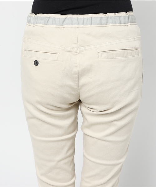 Moname（モナーム）の「イージーテーパードパンツ - EASY TAPARED PANTS（チノパンツ・レディース・オフホワイト/ネイビー/ベージュ/アイボリー/カーキ・S/SS/M/XS）」の11枚目の写真