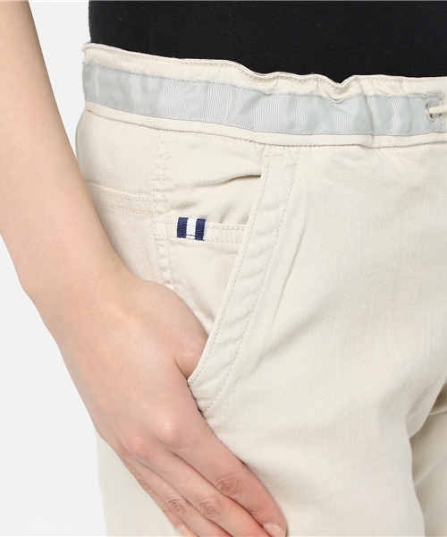 Moname（モナーム）の「イージーテーパードパンツ - EASY TAPARED PANTS（チノパンツ・レディース・オフホワイト/ネイビー/ベージュ/アイボリー/カーキ・S/SS/M/XS）」の6枚目の写真