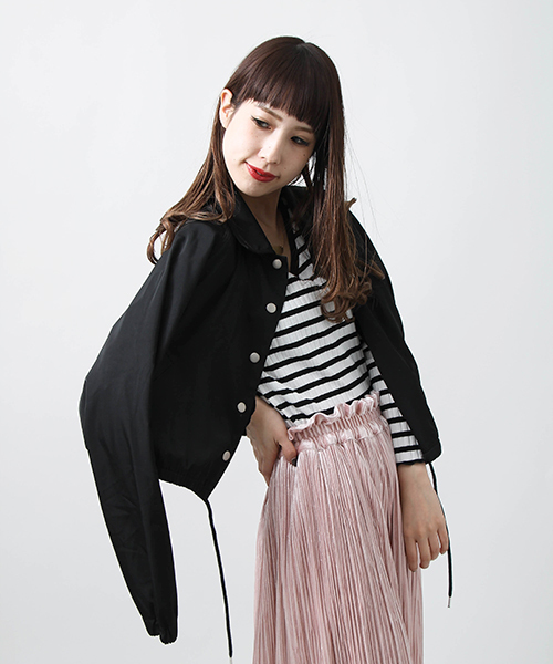 WEGO(ウィゴー)の「WEGO/ショートコーチジャケット(ナイロンジャケット・レディース・ブラック/カーキ/オフホワイト・FREE)」の8枚目の写真