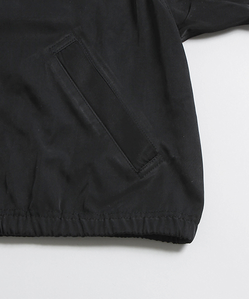 WEGO(ウィゴー)の「WEGO/ショートコーチジャケット(ナイロンジャケット・レディース・ブラック/カーキ/オフホワイト・FREE)」の12枚目の写真