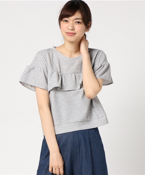 Honeys(ハニーズ)の「胸フリルプルオーバー(Tシャツ/カットソー・レディース・ホワイト×ネイビー/杢グレー/レッド/オフホワイト/ブラック・S/M/L)」の4枚目の写真