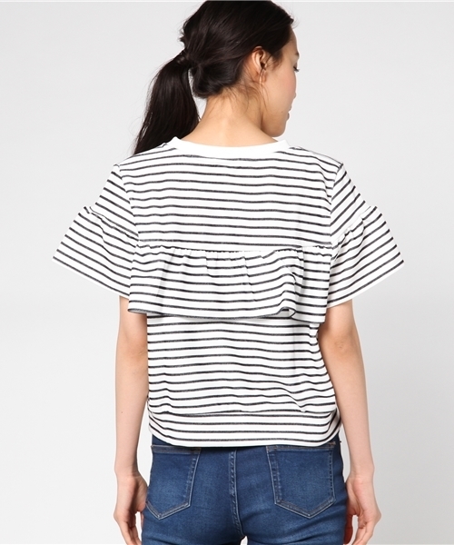 Honeys(ハニーズ)の「胸フリルプルオーバー(Tシャツ/カットソー・レディース・ホワイト×ネイビー/杢グレー/レッド/オフホワイト/ブラック・S/M/L)」の8枚目の写真