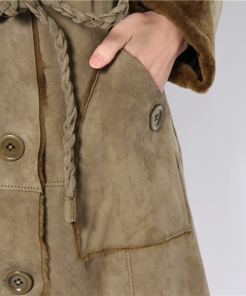 martinique(マルティニーク)の「OWEN BARRY / ムートンコート(その他アウター・レディース・ベージュ系その他・1/2)」の8枚目の写真