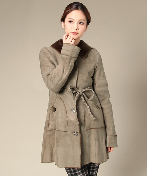 martinique(マルティニーク)の「OWEN BARRY / ムートンコート(その他アウター・レディース・ベージュ系その他・1/2)」の9枚目の写真