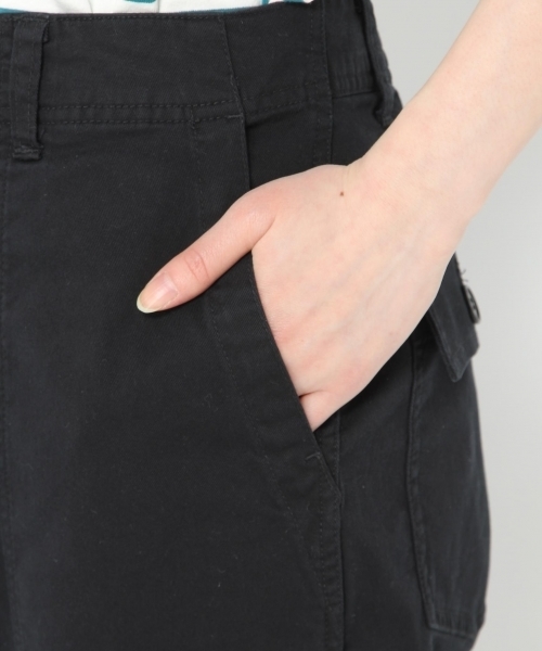 studio CLIP（スタディオクリップ）の「コットンストレッチチノベイカーパンツ（チノパンツ・レディース・ブラック/カーキ/モカ・MEDIUM/LARGE）」の4枚目の写真