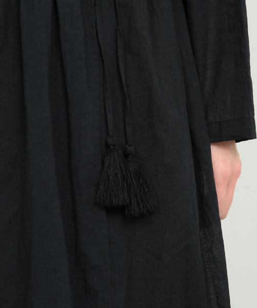 BEAUTY&YOUTH UNITED ARROWS（ビューティーアンドユースユナイテッドアローズ）の「BY∴ コットンボイル カシュクールワンピース -2WAY/手洗い可能- о（ワンピース・レディース・ブラック/ベージュ/イエロー・FREE）」の8枚目の写真