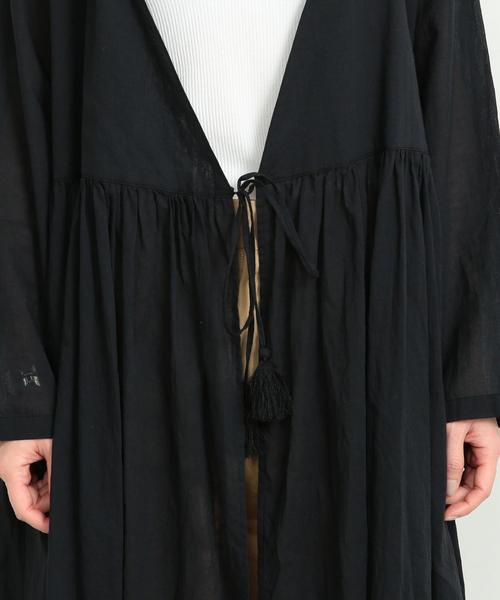 BEAUTY&YOUTH UNITED ARROWS（ビューティーアンドユースユナイテッドアローズ）の「BY∴ コットンボイル カシュクールワンピース -2WAY/手洗い可能- о（ワンピース・レディース・ブラック/ベージュ/イエロー・FREE）」の13枚目の写真