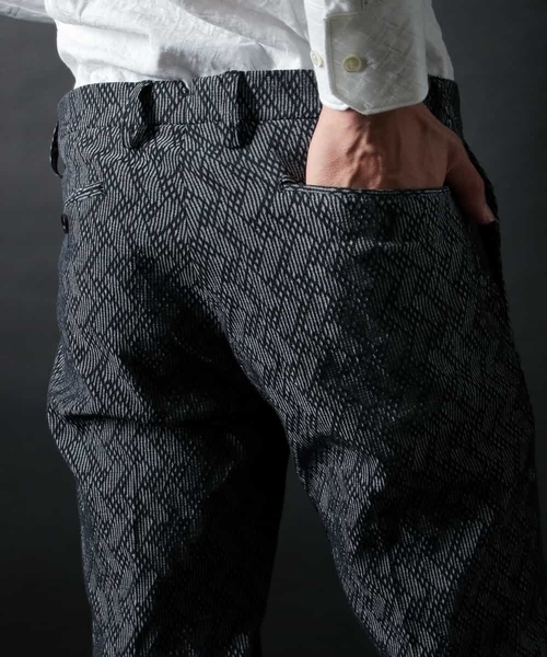 MICHEL KLEIN HOMME   （ミッシェルクランオム）の「ジオコードストレッチパンツ（その他パンツ・メンズ・ホワイト/ネイビー・46/48/51）」の10枚目の写真