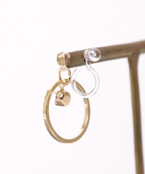 LUON（ルオン）の「LUON/きらきらミニイヤリング（イヤリング・レディース・シルバー系その他/シルバー系その他2/シルバー系その他3/シルバー系その他4/ゴールド系その他/ゴールド系その他2/ゴールド系その他3/ゴールド系その他4/シルバー系その他5/ゴールド系その他5/ゴールド系その他6・FREE）」の21枚目の写真