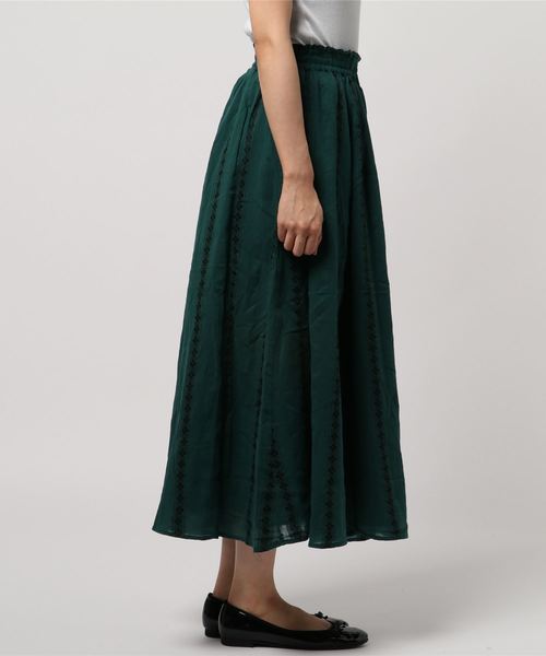 LBC（エルビーシー）の「レーヨン混ストライプドビースカート（スカート・レディース・ブラック/グリーン・M）」の3枚目の写真