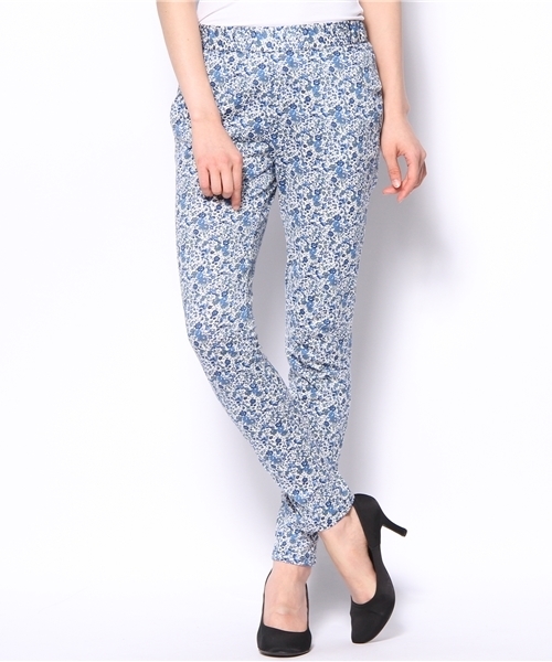 JOURNAL STANDARD（ジャーナルスタンダード）の「リバティプリント　ウエストゴムテーパードパンツ_#（その他パンツ・レディース・サックスブルー/レッド/ネイビー/イエロー/ブルー系その他/レッド系その他/ピンク系その他・36/38）」の3枚目の写真