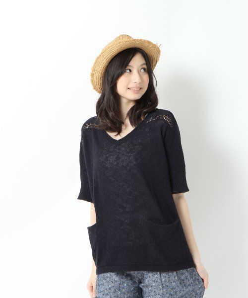 GLOBAL WORK(グローバルワーク)の「【ZOZO限定価格】ポケツキVネックニットプルオーバー/5分袖(ニット/セーター・レディース・グリーン/ネイビー/ピンク/ベージュ・MEDIUM/SMALL/LARGE)」の4枚目の写真
