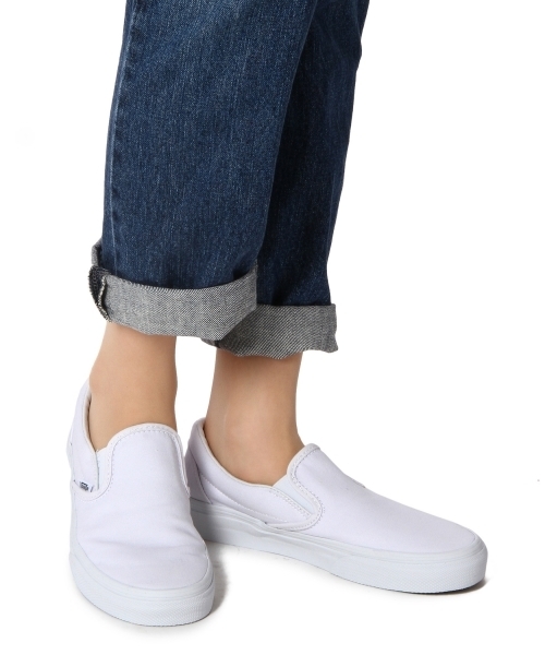 UNITED ARROWS（ユナイテッドアローズ）の「VANS CLASSIC SLIP-ON（ホワイト）スニーカー（スニーカー・レディース・ホワイト・4h/5h/5/6h/6）」の6枚目の写真