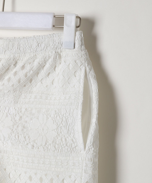 niko and...(ニコアンド)の「生地レースワイドパンツ(その他パンツ・レディース・ホワイト/ブラック/ブラウン/オフホワイト・MEDIUM/LARGE)」の9枚目の写真