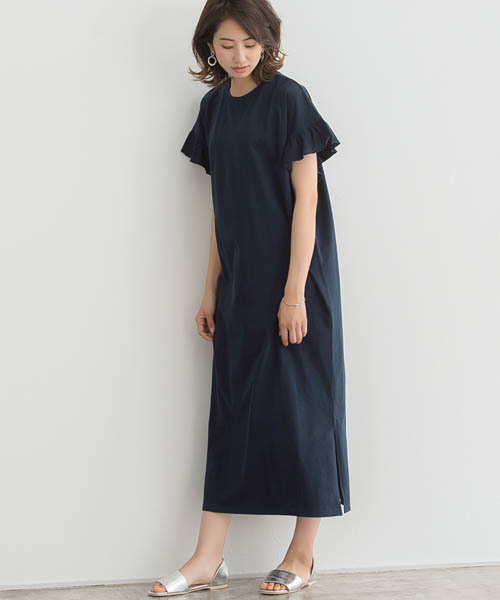 Pierrot(ピエロ)の「フリルロングワンピース(ワンピース・レディース・ブラック/ネイビー/オフホワイト/イエロー/グリーン系その他/ブラウン/ライトグレー/ライトイエロー・M/L)」の6枚目の写真