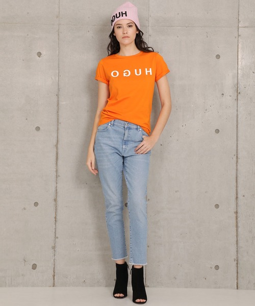 HUGO(ヒューゴ)の「ウィメンズ HUGOリバースロゴ コットンジャージー Tシャツ(Tシャツ/カットソー・レディース・ライトグレー/オレンジ・XS/S/L/M)」の6枚目の写真