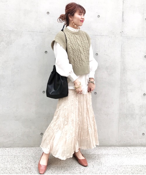 archives（アルシーヴ）の「ケーブル柄ベスト+プチハイブラウスSET（シャツ/ブラウス・レディース・ブラック/ベージュ/パープル/グリーン・MEDIUM）」の12枚目の写真