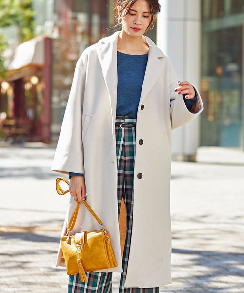 グッシオベーシック Puレザー タッセル付き3室構造クロスボディ ショルダーバッグ ショルダーバッグ Guscio グッシオ のファッション