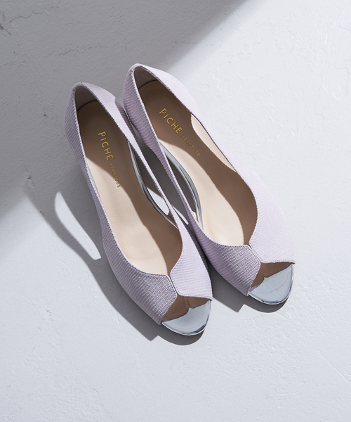 PICHE ABAHOUSE(ピシェ アバハウス)の「スタッフ一押し★バタフライカットオープントゥパンプス(パンプス・レディース・ブラック/グレー/ライム/ラベンダー/シャンパン・40/38/39/35/36/37/34)」の4枚目の写真