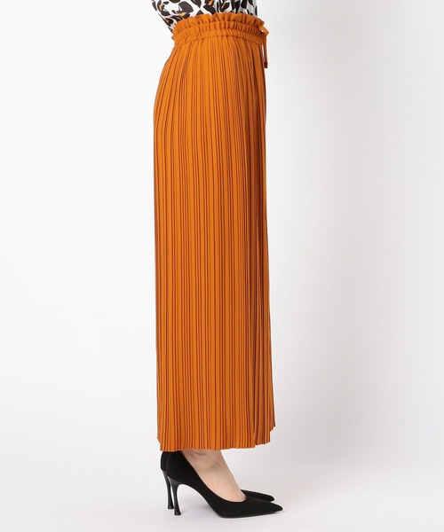 NARACAMICIE(ナラカミーチェ)の「プリーツパンツ(その他パンツ・レディース・ブラック/オレンジ・MEDIUM)」の6枚目の写真