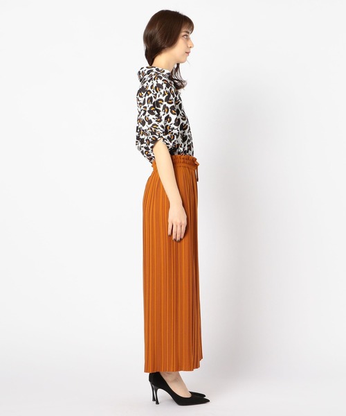 NARACAMICIE(ナラカミーチェ)の「プリーツパンツ(その他パンツ・レディース・ブラック/オレンジ・MEDIUM)」の11枚目の写真