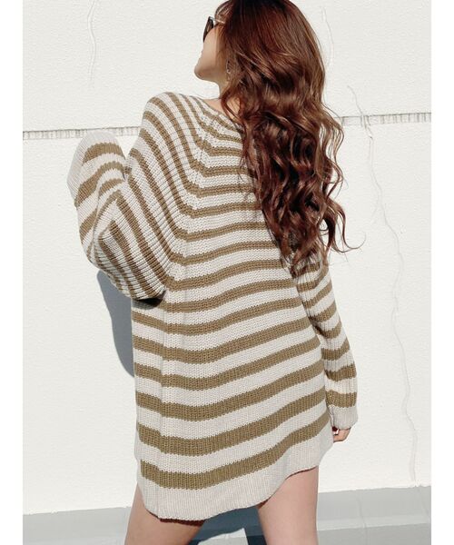 GYDA（ジェイダ）の「ランダムボーダールーズニットTOPS（ニット/セーター・レディース・ブラック/ベージュ/ピンク・FREE）」の4枚目の写真