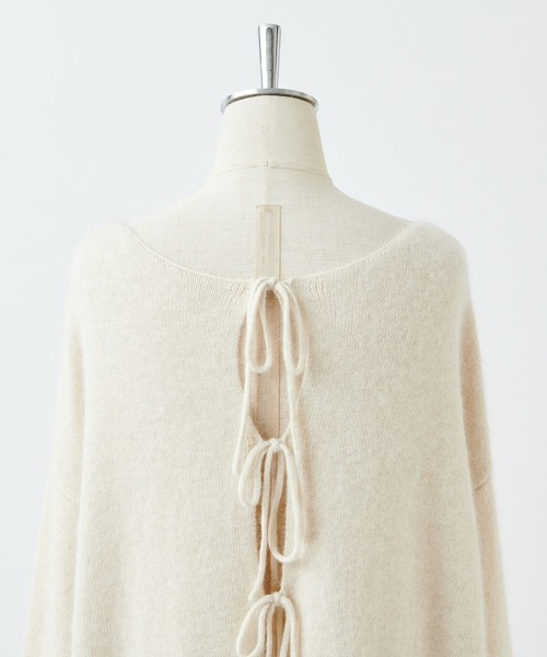 one after another NICE CLAUP(ワンアフターアナザーナイスクラップ)の「前後2wayラクーン混ニット(ニット/セーター・レディース・モカ/アイボリー/オレンジ/ベージュ/ライトブルー・FREE)」の17枚目の写真