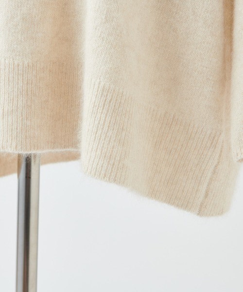 one after another NICE CLAUP(ワンアフターアナザーナイスクラップ)の「前後2wayラクーン混ニット(ニット/セーター・レディース・モカ/アイボリー/オレンジ/ベージュ/ライトブルー・FREE)」の11枚目の写真