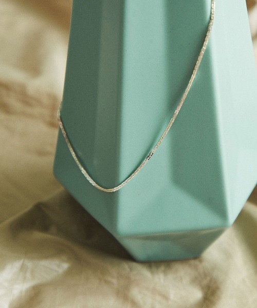 UNITED TOKYO（ユナイテッドトウキョウ）の「スネークチェーン チョーカー ネックレス（ネックレス・レディース・シルバー・FREE）」の2枚目の写真