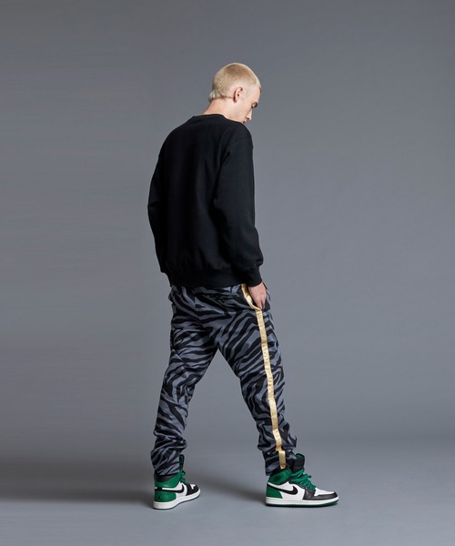 パンツ noise NOISEMAKER パンツ カラーステッチカーブワイドパンツ「MADE IN