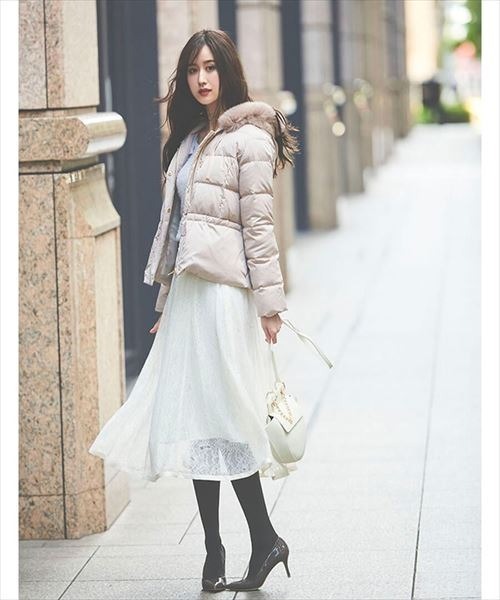 未使用 【 LAISSE PASSE】 レッセパッセ レース フレアスカート M LAISSE PASSE（レッセパッセ）の「レースミディスカート