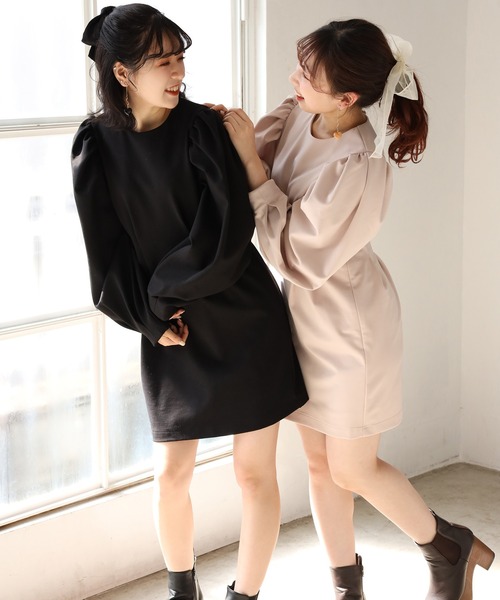 one after another NICE CLAUP(ワンアフターアナザーナイスクラップ)の「タックミニワンピース(ワンピース・レディース・ブラック/アイボリー・FREE)」の9枚目の写真