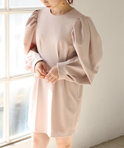 one after another NICE CLAUP(ワンアフターアナザーナイスクラップ)の「タックミニワンピース(ワンピース・レディース・ブラック/アイボリー・FREE)」の8枚目の写真