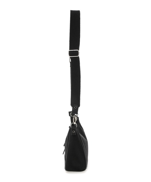 CONVERSE（コンバース）の「CONVERSE　CANVAS ROUND SHOULDER BAG（ショルダーバッグ・レディース・ブラック/オフホワイト/ブラック系その他・FREE）」の5枚目の写真