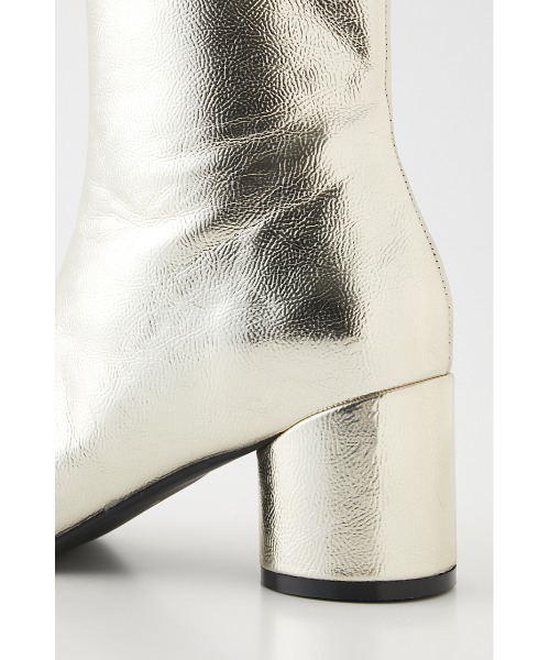SLY（スライ）の「COLUMN HEEL SHORT ブーツ/ヒール（ブーツ・レディース・ブラック/ライトベージュ/ゴールド・SMALL/MEDIUM/LARGE）」の22枚目の写真