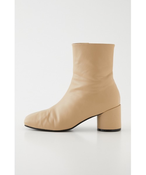 SLY（スライ）の「COLUMN HEEL SHORT ブーツ/ヒール（ブーツ・レディース・ブラック/ライトベージュ/ゴールド・SMALL/MEDIUM/LARGE）」の11枚目の写真