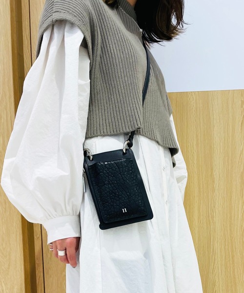 atneK(アトネック)の「【atneK】リングスマフォショルダー(ショルダーバッグ・レディース・ブラック/シルバー・FREE)」の11枚目の写真