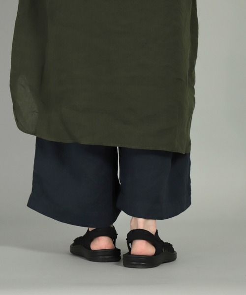 KEEN（キーン）の「[ KEEN ] womens UNEEK サンダル（サンダル・レディース・ホワイト/ブラック・70/65/60/75）」の20枚目の写真