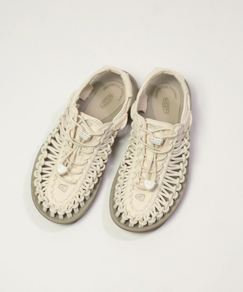 KEEN（キーン）の「[ KEEN ] womens UNEEK サンダル（サンダル・レディース・ホワイト/ブラック・70/65/60/75）」の9枚目の写真