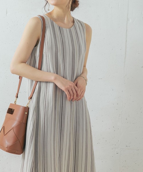 URBAN RESEARCH ROSSO(アーバンリサーチロッソ)の「リネンドビーストライプマキシワンピース(ワンピース・レディース・ブラック/ブラウン・FREE)」の8枚目の写真