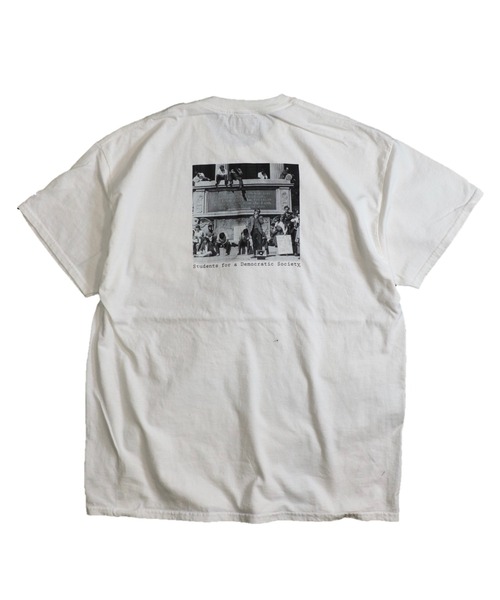 SUNNY SPORTS(サニースポーツ)の「SUNNY SPORTS / サニースポーツ YALE STUDENTS PHOTO POCKET TEE(Tシャツ/カットソー・メンズ・ホワイト/ブラック/サンドベージュ・LARGE/MEDIUM/X-LARGE)」の2枚目の写真