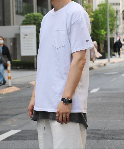 SUNNY SPORTS(サニースポーツ)の「SUNNY SPORTS / サニースポーツ YALE STUDENTS PHOTO POCKET TEE(Tシャツ/カットソー・メンズ・ホワイト/ブラック/サンドベージュ・LARGE/MEDIUM/X-LARGE)」の4枚目の写真