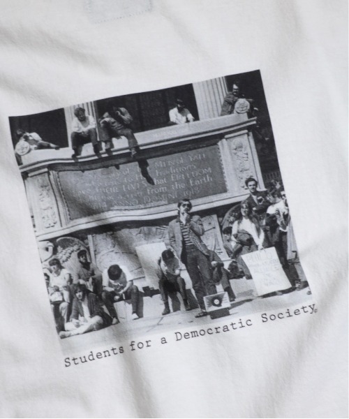SUNNY SPORTS(サニースポーツ)の「SUNNY SPORTS / サニースポーツ YALE STUDENTS PHOTO POCKET TEE(Tシャツ/カットソー・メンズ・ホワイト/ブラック/サンドベージュ・LARGE/MEDIUM/X-LARGE)」の8枚目の写真