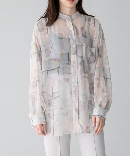 yuw（ユウ）の「アートガラチュニック　945241（シャツ/ブラウス・レディース・ブラック/ベージュ/ピンク・FREE）」の3枚目の写真